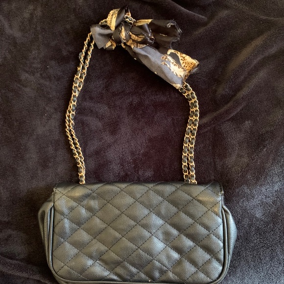 Handbag - Picture 2 of 3